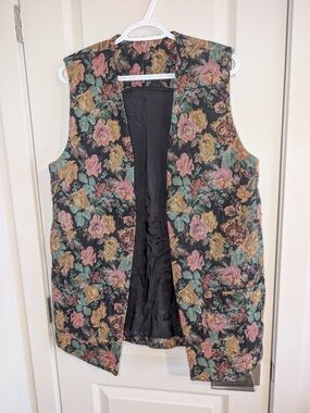 Women's Floral Brocade Sleeveless Vest